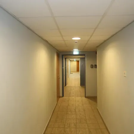 Adelle Viru Keskuses, 9-th Floor Апарт-отель Таллин