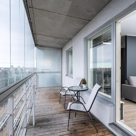 Adelle Viru Keskuses, 9-th Floor 3*