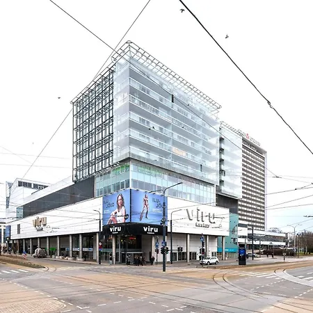Adelle Viru Keskuses