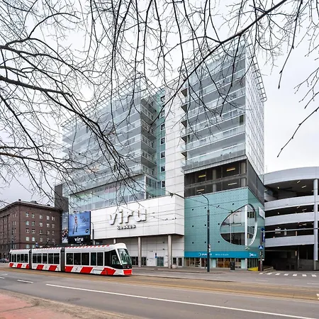 Adelle Viru Keskuses, 9-th Floor アパートホテル タリン