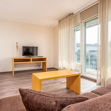 Adelle Viru Keskuses, 9-th Floor شقة فندقية تالين